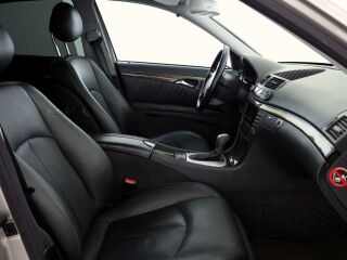 Mercedes-Benz E 320 Avantgarde ATM 3.2 165kW