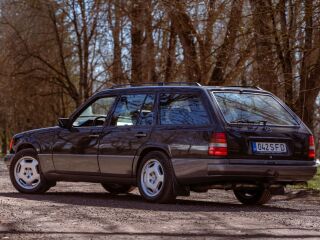 Mercedes-Benz E 320 3.2 R6 LPG 162kW