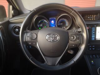 Toyota Auris 1.8 100kW