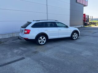 Skoda Octavia Scout 2.0 135кВ