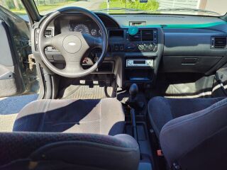Ford Escort Ghia 1.8 16V 77kW