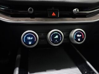 Skoda Superb HB L&K 4X4 2.0 TDI 142kW