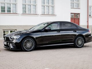 Mercedes-Benz E 220 AMG Line Black Edition 2.0 143кВ