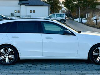 Mercedes-Benz C 220 Avantgarde 2.0 R4 147kW