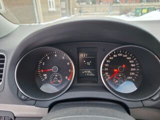 Volkswagen Golf 1.4 R4 16V 59kW
