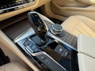 BMW 520 xDrive 2.0 140kW