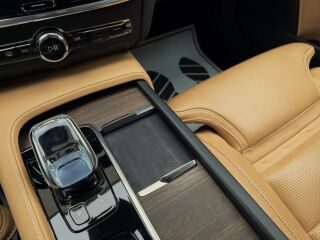 Volvo V90 Inscription Luxury Facelift MY22 2.0 B4 KERS MILD Kerghübriid 145кВ