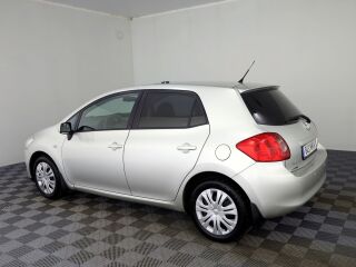 Toyota Auris Linea Sol ATM 1.6 91кВ