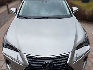 Lexus NX 300h 2.5 114кВ