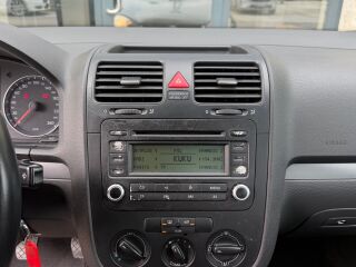 Volkswagen Jetta 1.6 75kW