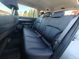 Subaru Legacy Symmetrical AWD 2.0 110kW