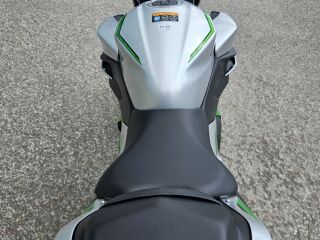 Kawasaki Z7 Hybrid R2 51kW
