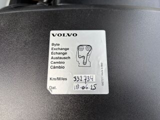 Volvo XC90 Momentum AWD 2.4 R5 D5 136kW