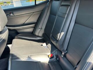 Lexus IS 300h