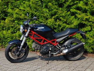 Ducati Monster 695 V2 52kW