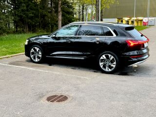Audi e-tron 55 Advanced Pro Line Plus 300kW