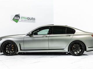 BMW 740 Facelift M-Sportpakett X-drive 3.0 250kW