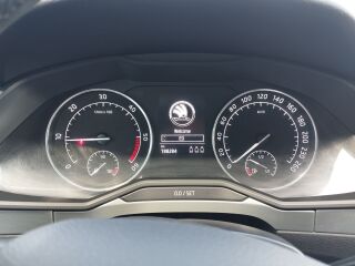 Skoda Superb 2.0 110kW
