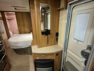 Swift Fairway 584