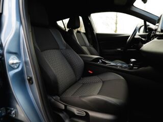 Toyota C-HR 1.8 72кВ