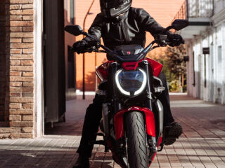 Ducati XDiavel V4 V4 124kW