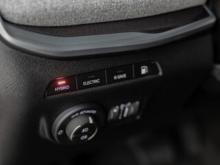 Jeep Compass Plug-In Longitude 1.3 R4 PHEV 132kW