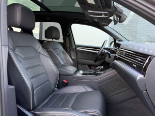 Volkswagen Touareg E-Hybrid Elegance 3.0 V6 280кВ