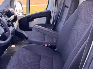 Peugeot Boxer 2.2 81кВ