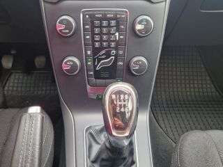Volvo V40 1.6 84кВ