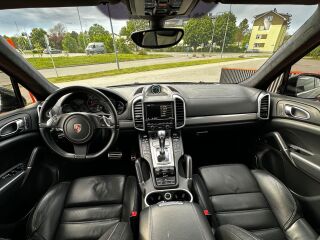 Porsche Cayenne Turbo 4.8 368кВ
