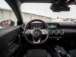 Mercedes-Benz CLA 250 e Shooting Brake AMG Night EQ 173kW