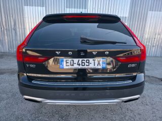 Volvo V90 Cross Country Pro D5 AWD Onyx Black 2.0 D5 173kW