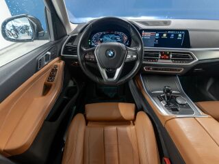 BMW X5 xDrive30d 3.0 210кВ