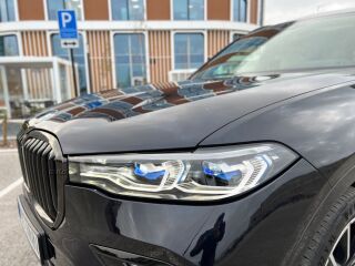 BMW X7 M-Sportpakett Individual 3.0 195kW