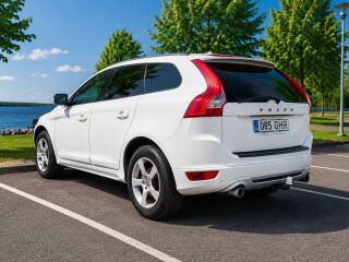 Volvo XC60 R-Design Premium Facelift 2.0 120kW