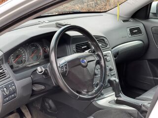 Volvo S60 2.4 120kW
