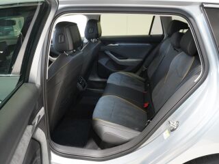 Skoda Superb COMBI SELECTION PHEV 1.5 150кВ