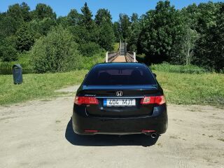 Honda Accord 2.0 115kW