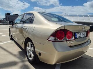 Honda Civic 1.8 103kW
