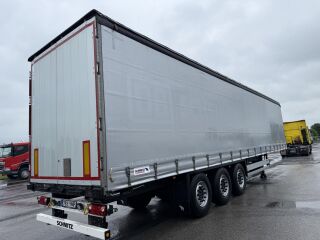 Schmitz Semitrailer Curtainsider Standard