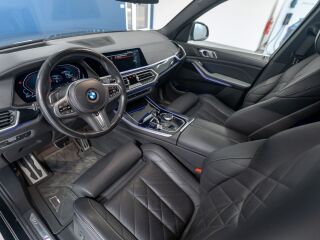 BMW X5 xDrive30d M-Sportpakett 3.0 210kW