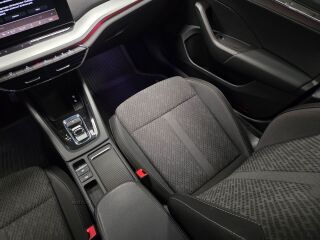 Skoda Octavia Combi Elegance 1.5 110kW