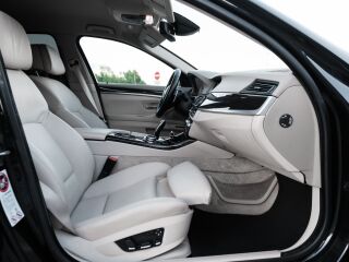 BMW 535 F10 M-PAKETT 3.0 i 330кВ