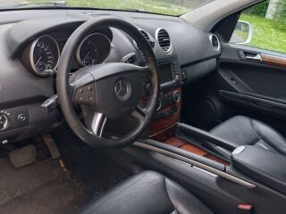 Mercedes-Benz ML 320 3.0 165kW