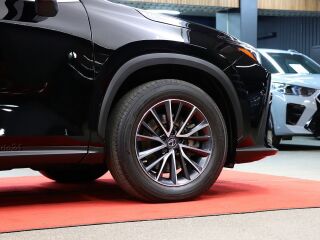 Lexus NX 450h+ AWD Business Plus 2.5 Plug In Hybrid 136kW