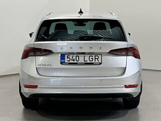 Skoda Octavia Combi Elegance 1.5 TSI G-Tec 96кВ