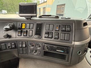 Volvo FM12 6x2 EURO 3 + HOOKLIFT 309kW
