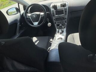 Toyota Avensis 2.0 112кВ