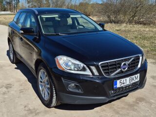 Volvo XC60 Summum AWD 2.4 120кВ
