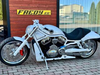 Harley-Davidson VRSCAW V-Rod V2 Revolution 92kW